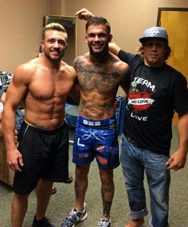 Юрайя Файбер со своей командой