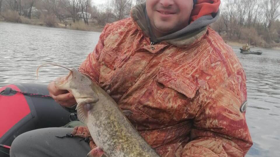 Как парни хищника на Дону ловили. Сом, берш, судак.