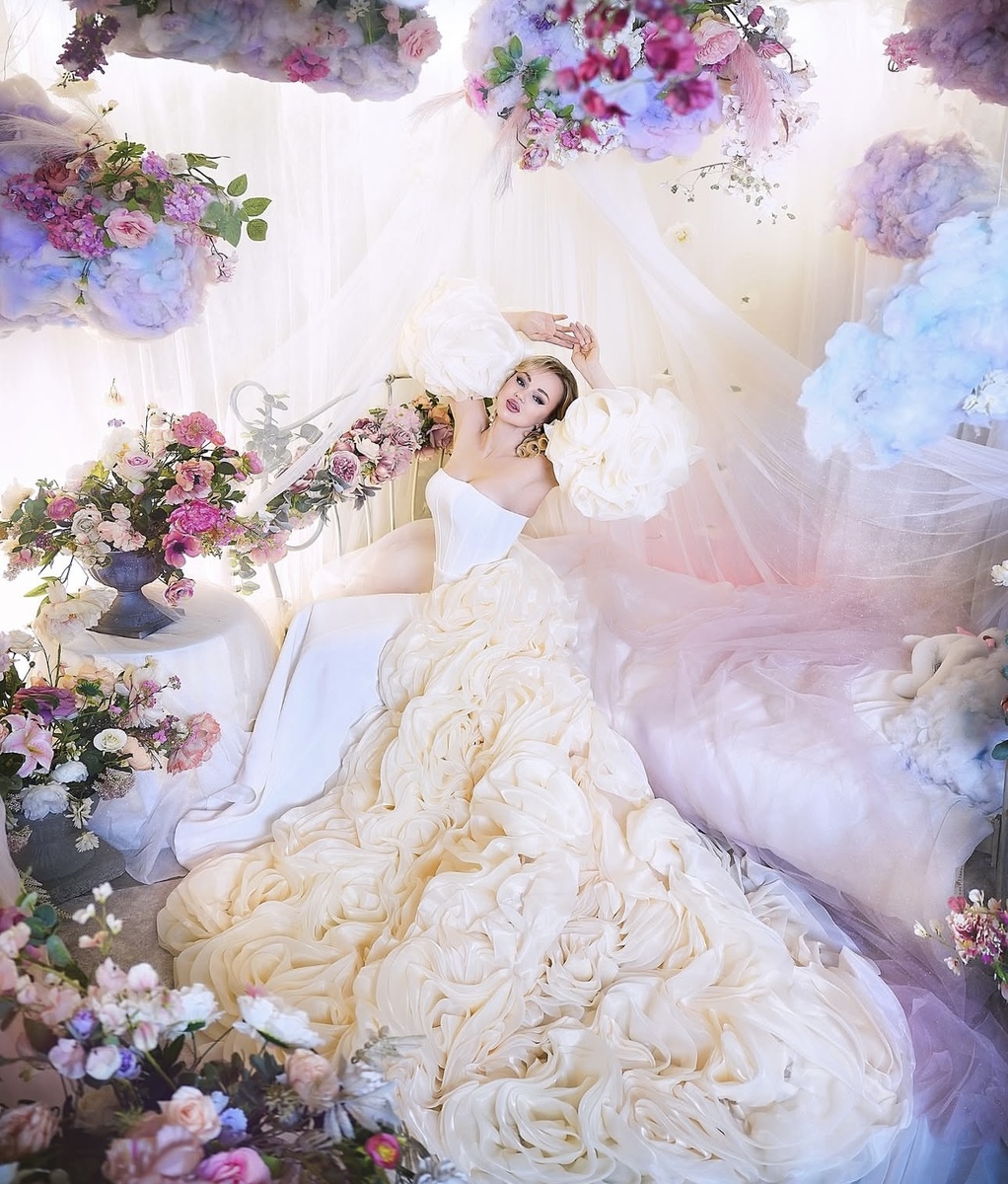 Комната с облаками 