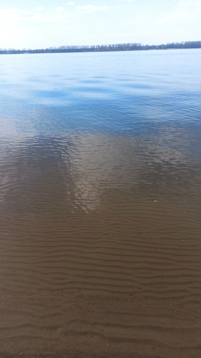 Вода прозрачная 