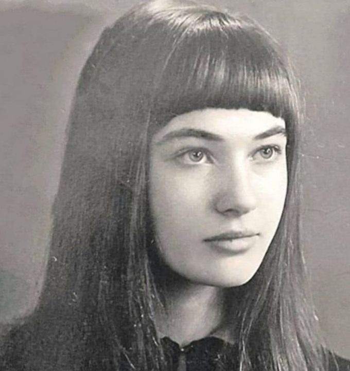 Лариса Гузеева в юности / @_larisa_guzeeva_, соцсети
