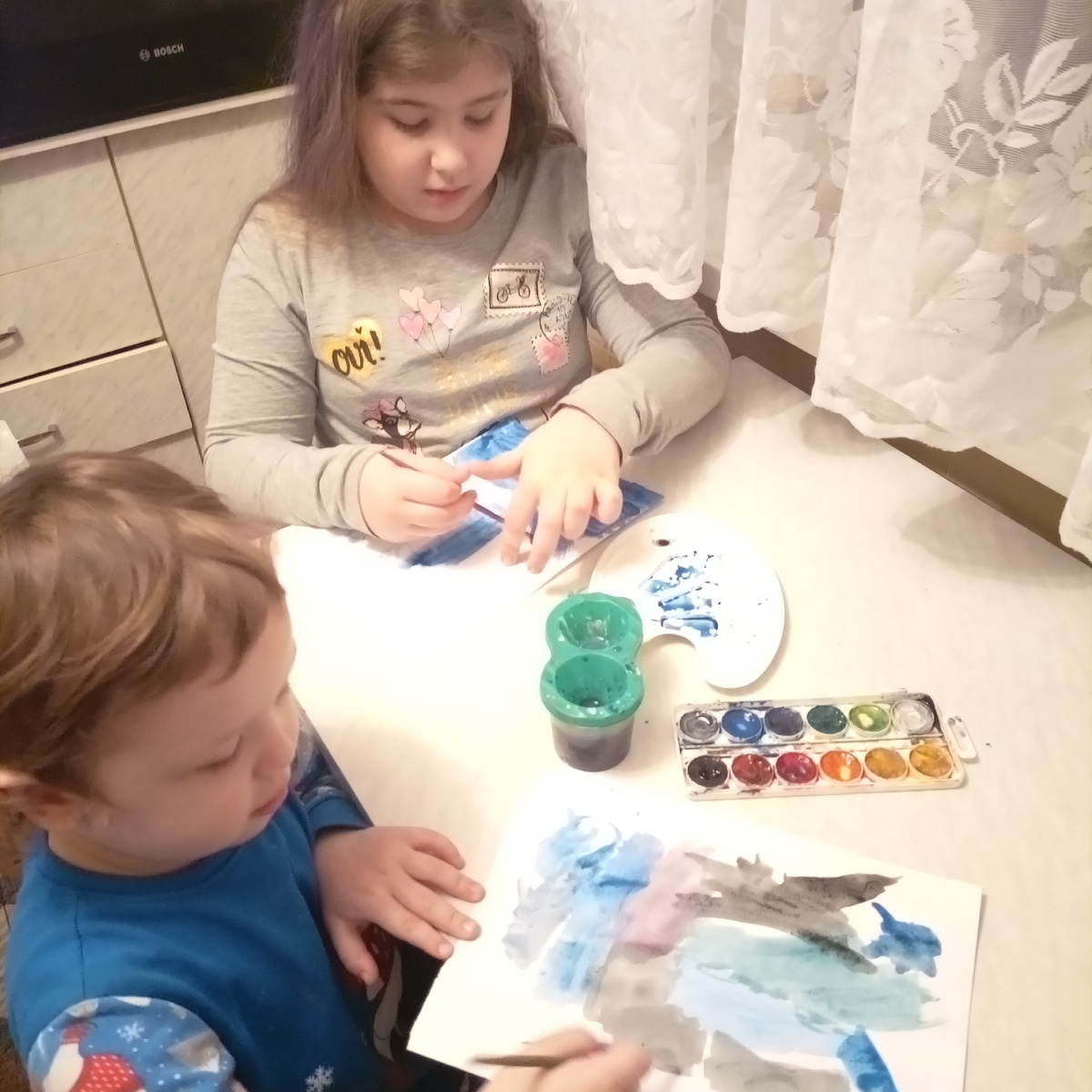 Заняты творчеством