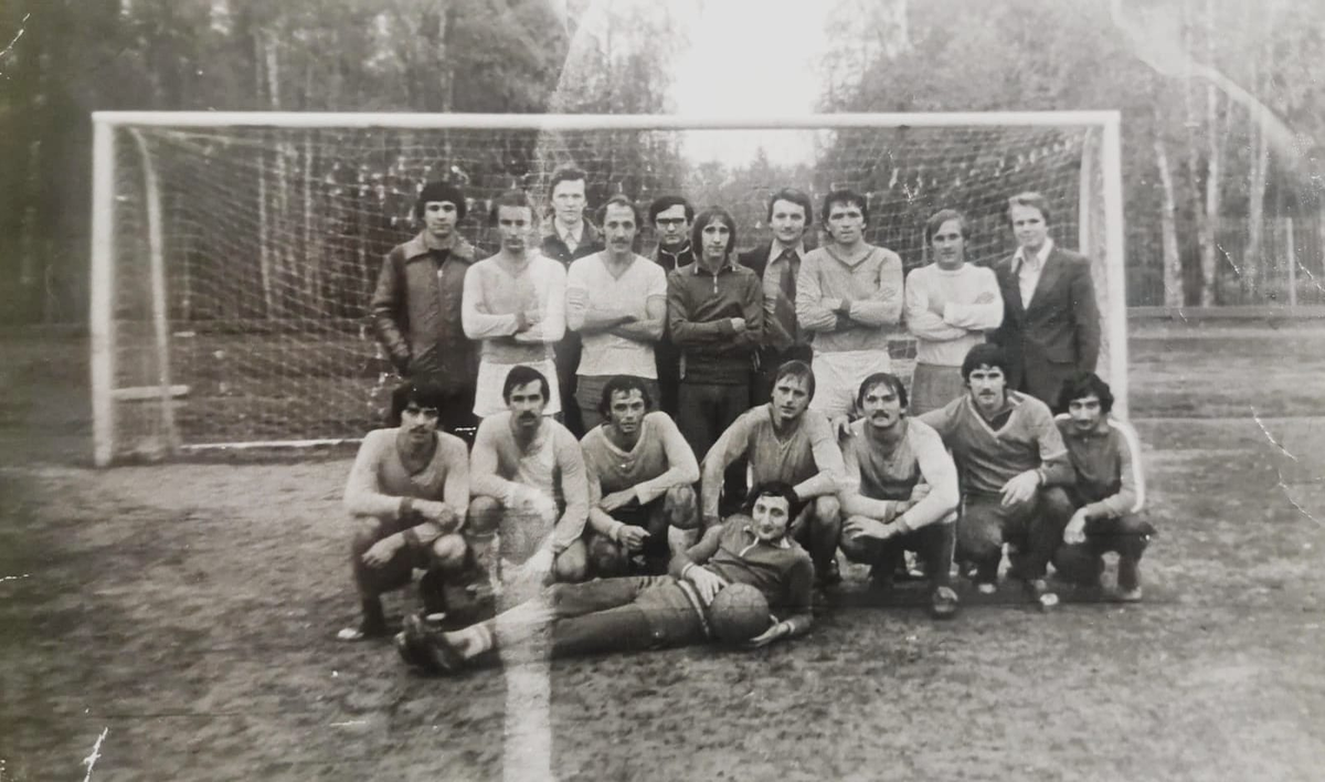 Октябрь,1979.Команда ОФ МИФИ после Прощального матча на стадионе" Труд"