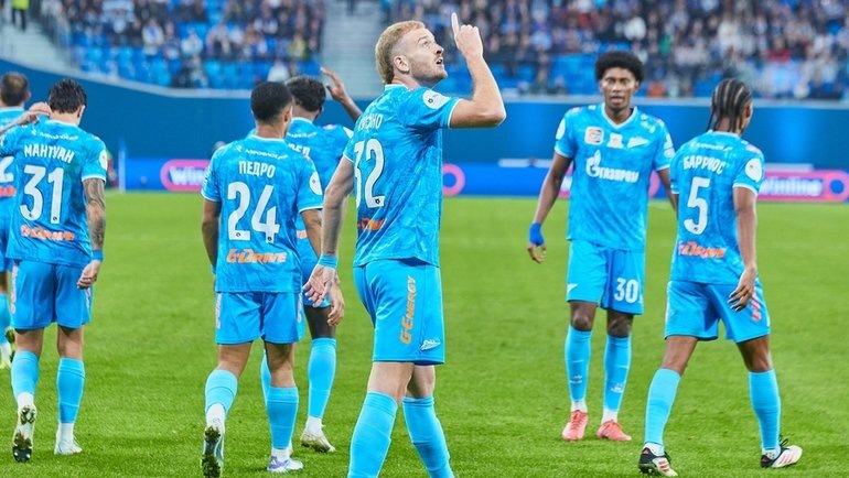    Футболисты «Зенита» празднуют первый гол в ворота «Рубина».Вячеслав Евдокимов / ФК «Зенит»