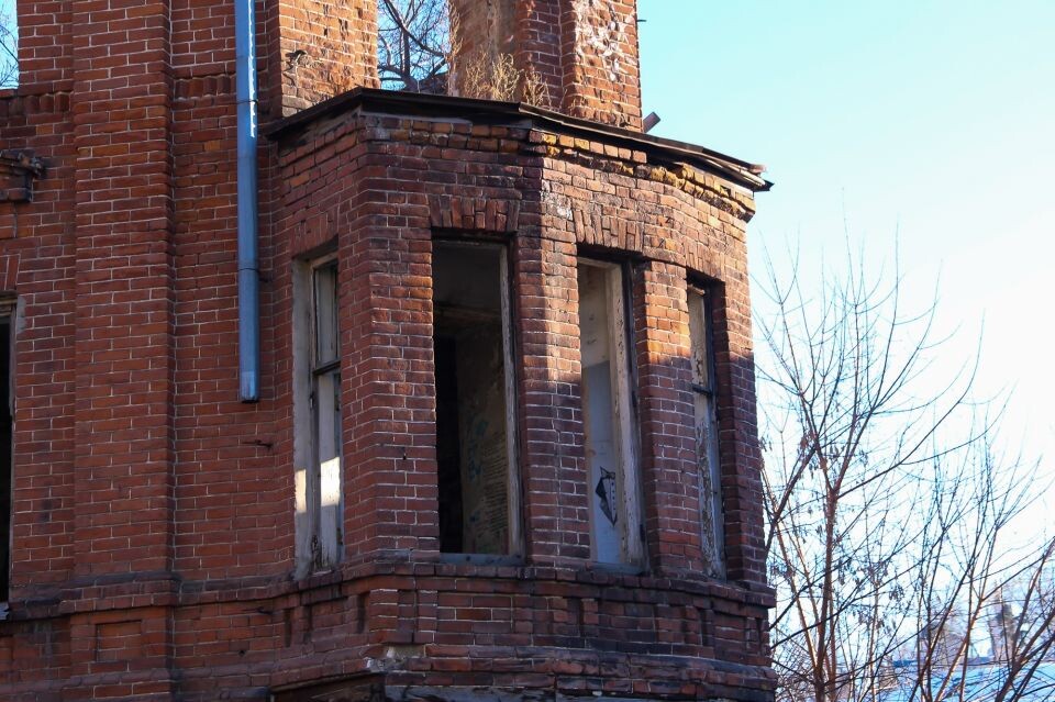    Дом купца Поскотинова в Барнауле. Март 2025 года. Источник: Виталий Барабаш