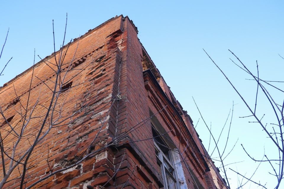    Дом купца Поскотинова в Барнауле. Март 2025 года. Источник: Виталий Барабаш