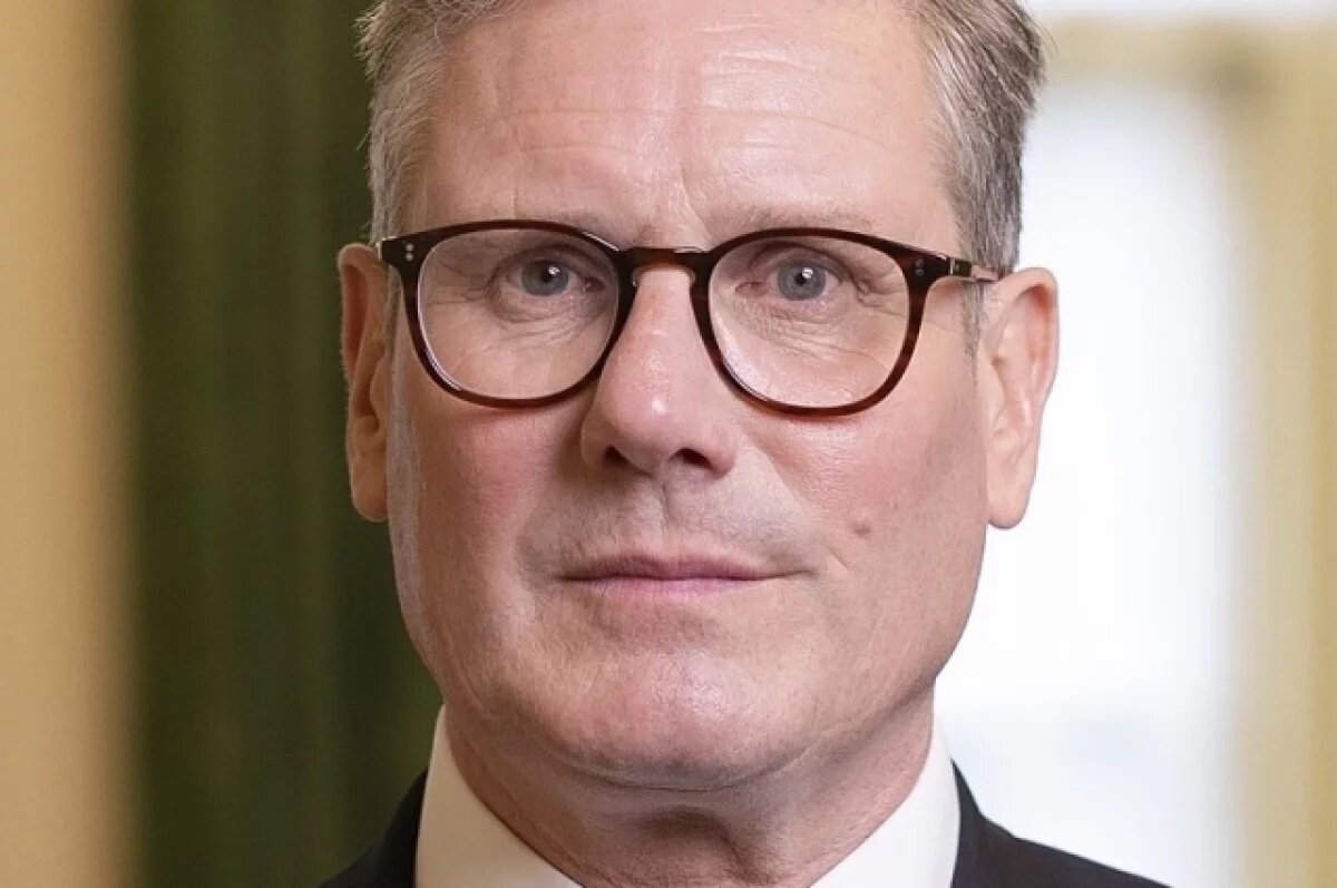    Стармер обсудил с Трампом итоги встречи «коалиции желающих» по Украине