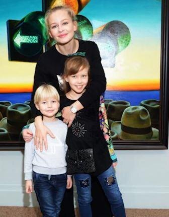 Юлия Пересильд с дочерьми