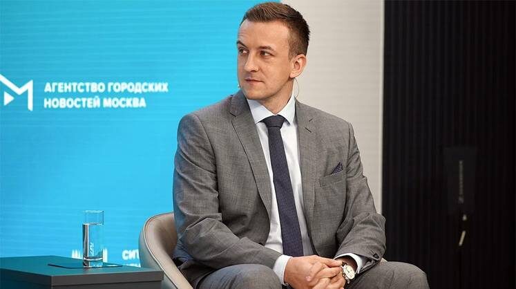    ИЗ ЛИЧНОГО АРХИВА Директор Центра транспортного планирования Высшей школы экономики Павел Зюзин