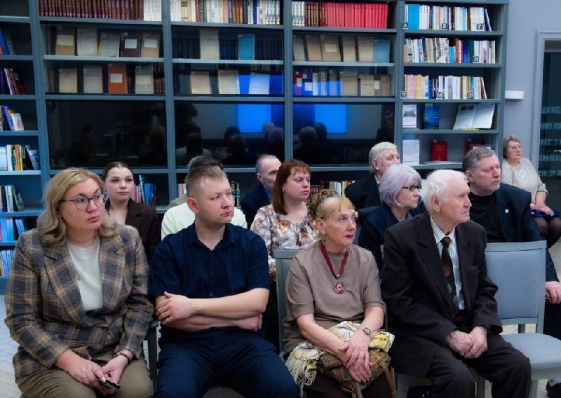 Скопинский вестник. Презентация книги. Презентация книги прошлое скопина. Путешествие в прошлое книги. Путешествие в прошлое книги.