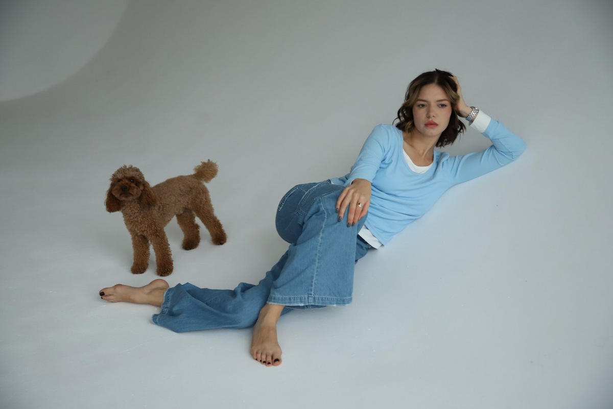    Влада Ермолаева