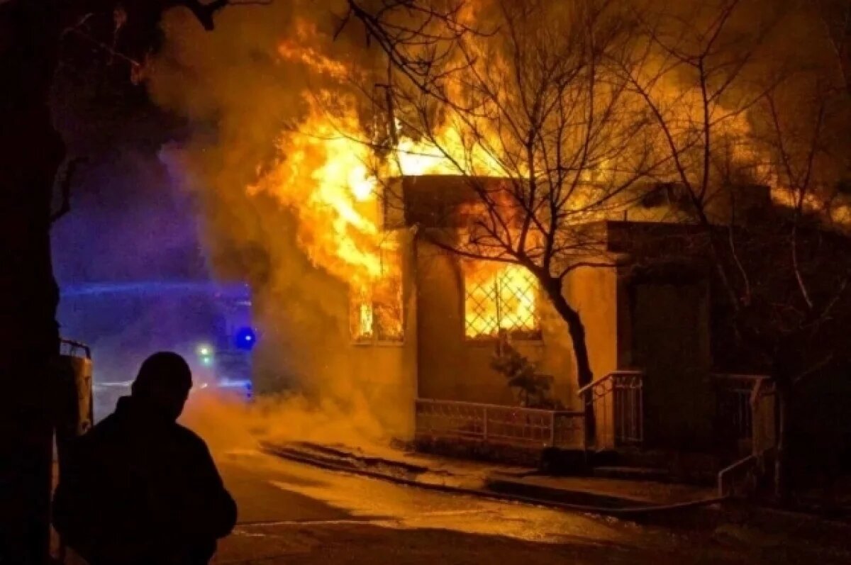    Прокуратура начала проверку по сгоревшему во Владивостоке кафе