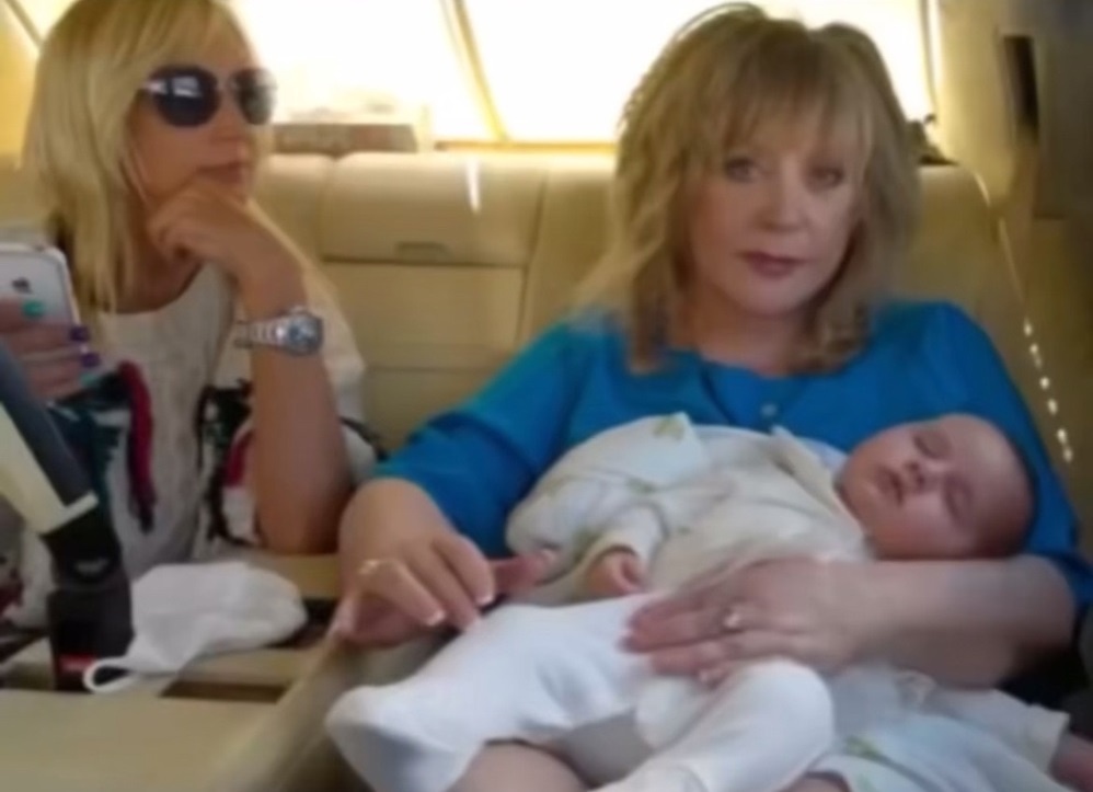 Клавдия на два года старше Лизы и Гарри. Фото: социальные сети.