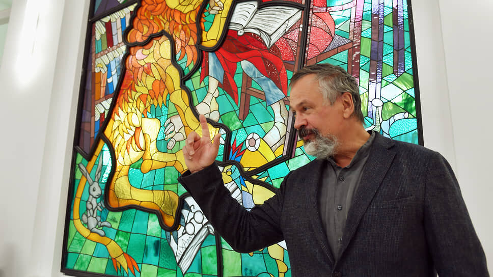 Презентация витража художника и писателя Максима Кантора в городской клинической больнице имени И.В.Давыдовского..📷Фото: Ирина Бужор / Коммерсантъ