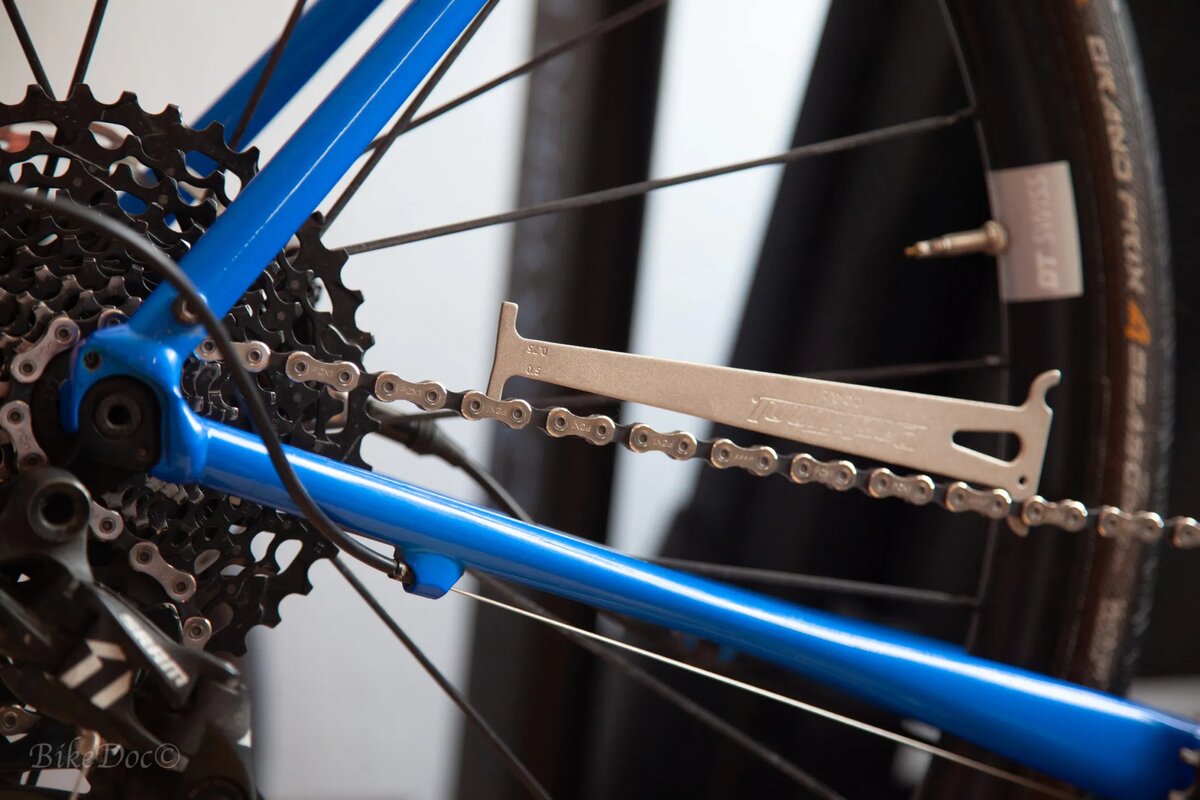 Измерение растяжения велосипедной цепи