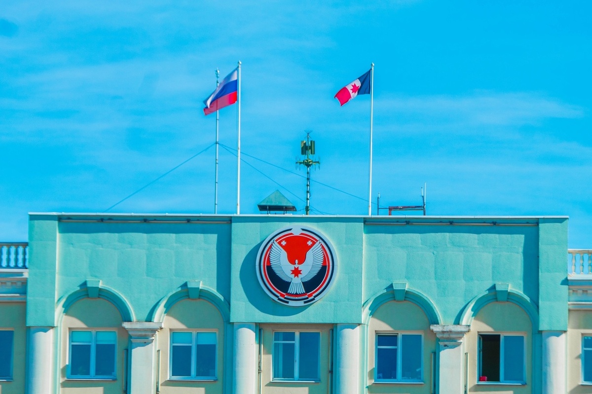    Опрос IZHLIFE: 80% ижевчан считают справедливой привязку зарплаты чиновников к качеству жизни в регионах