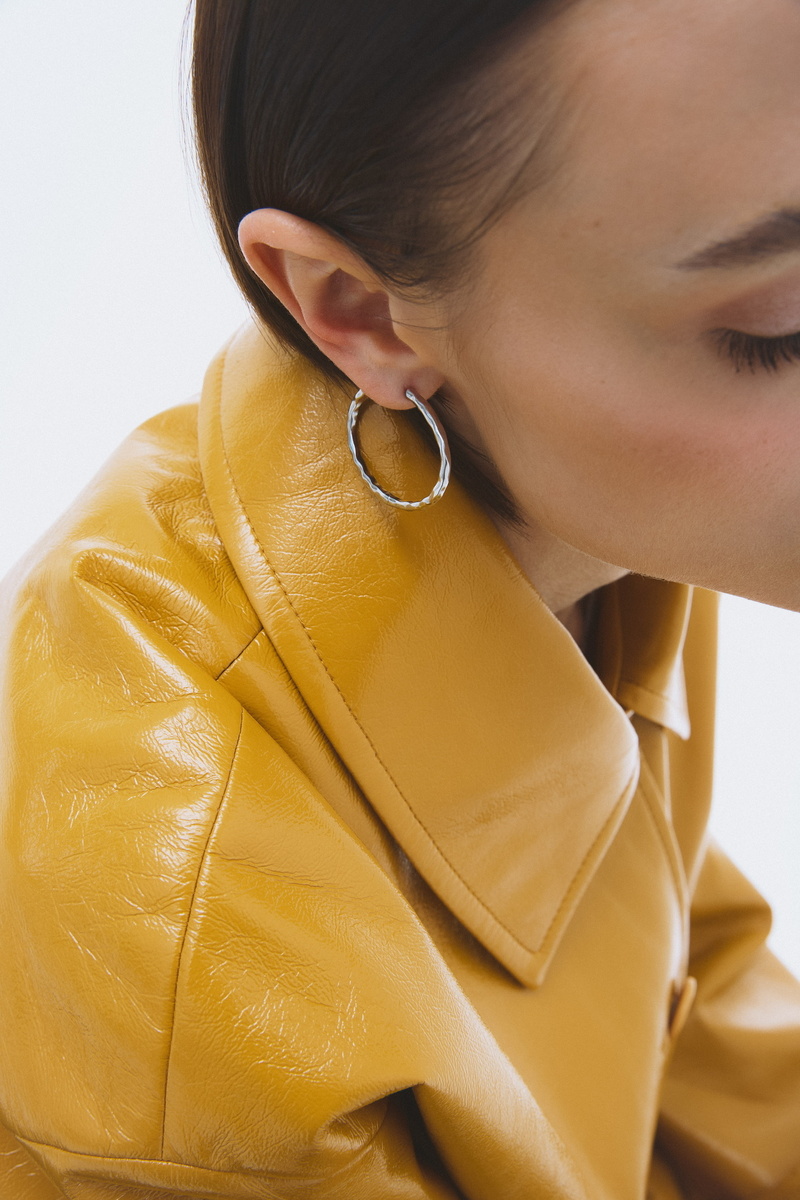 Серебряная большая овальная серьга «Слияние»