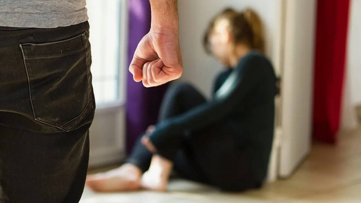 Мужчина —  тиран