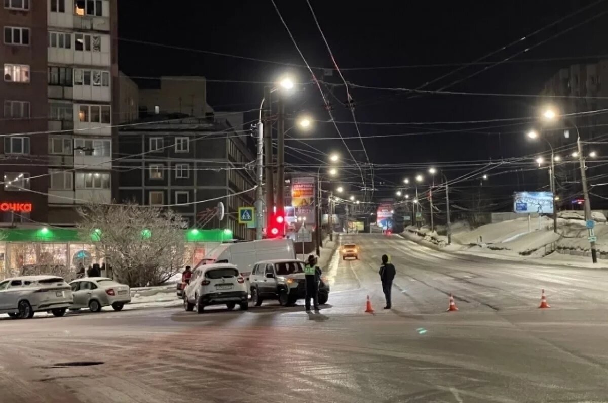    Стрелявшим с крыши дома в Мурманске оказался работник спасательного отряда