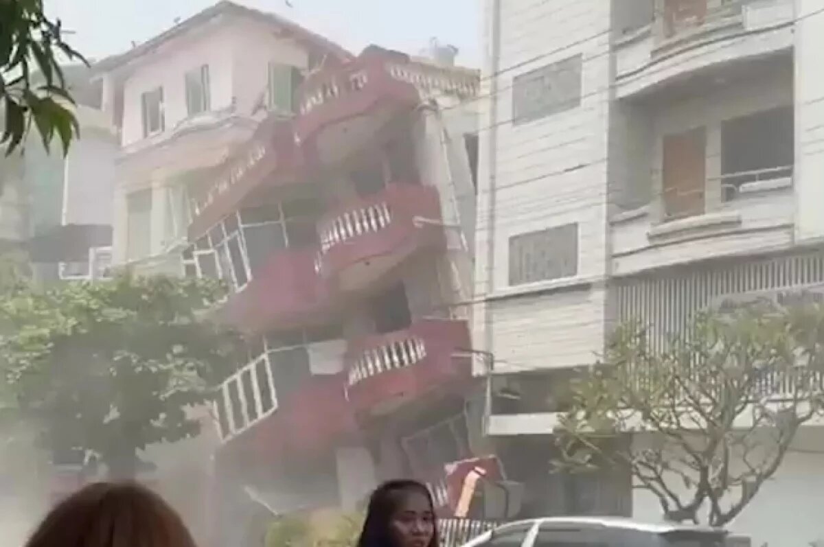    Выживший снял видео из разрушенного отеля после землетрясения в Мьянме