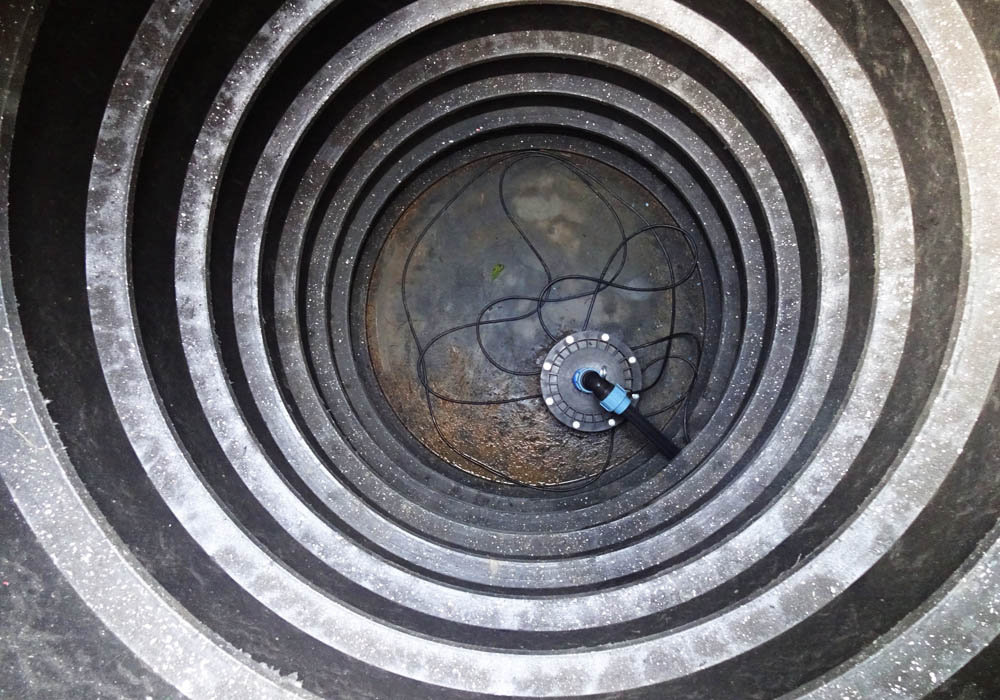 Вот скважина