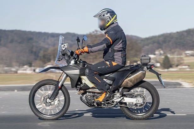 KTM 690 Rally: первые шпионские фото нового внедорожника!
