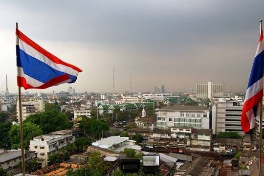    В Бангкоке госслужащие массово покинули офисы на фоне слухов о новом землетрясении