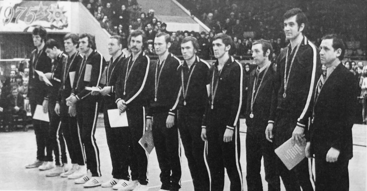 РЕПРОДУКЦИЯ АВТОРА