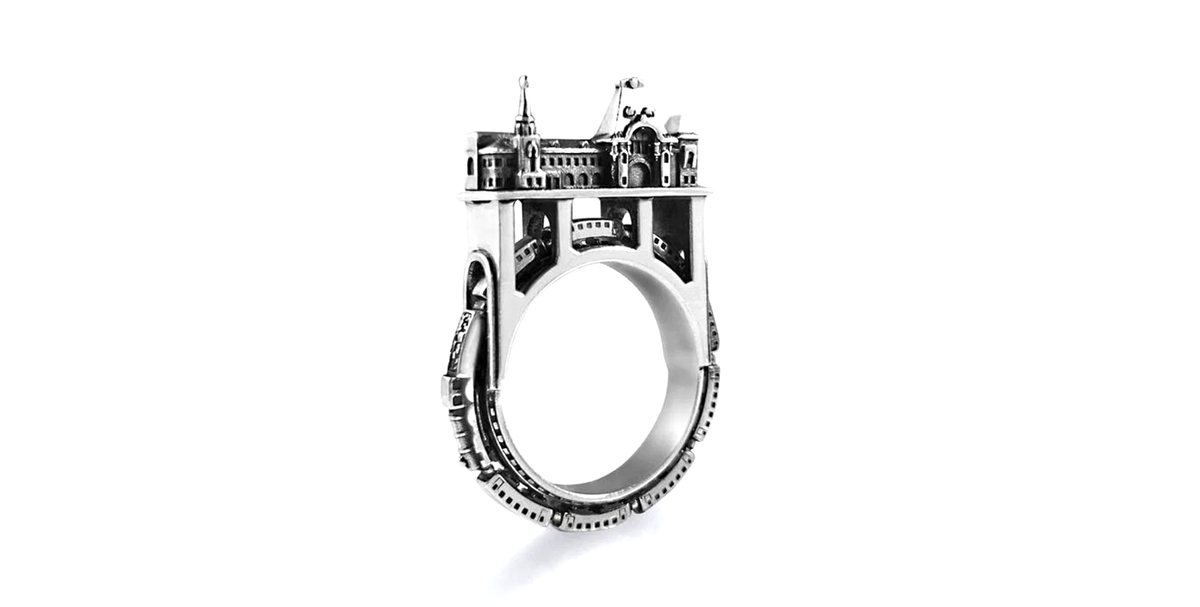 Новое украшение символизирует Ярославский вокзал.

Фото Архипа Щепина