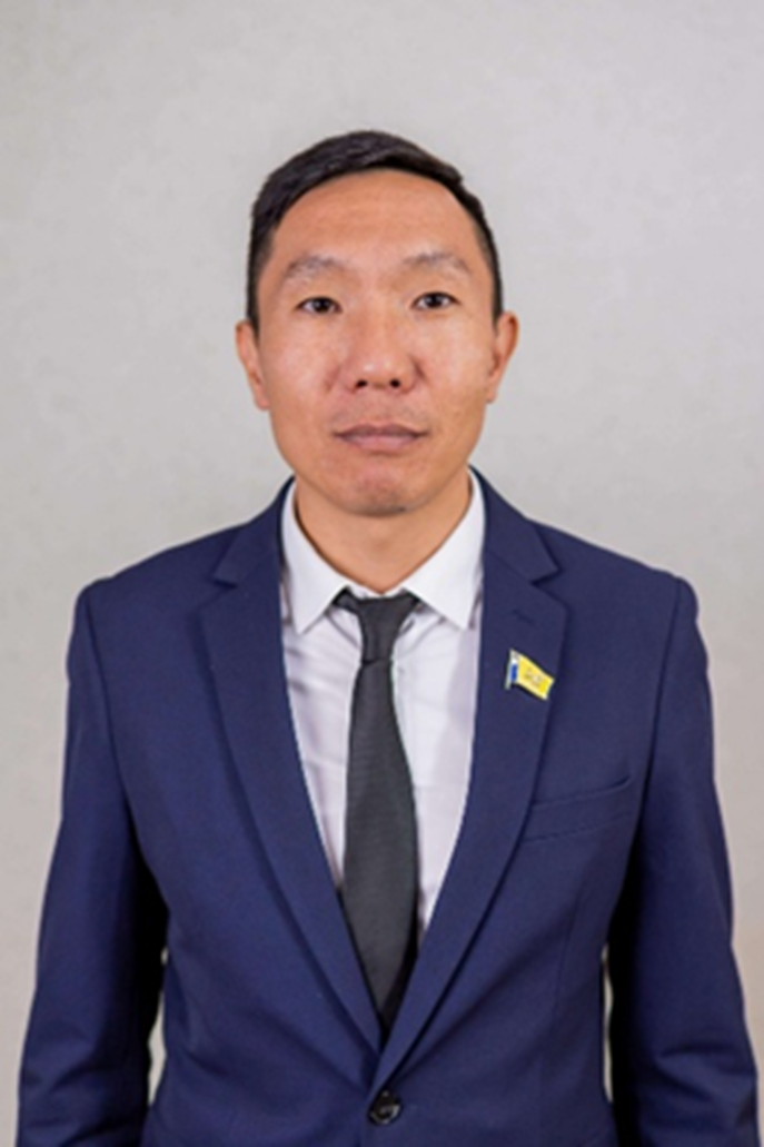 Чингис Болотов 