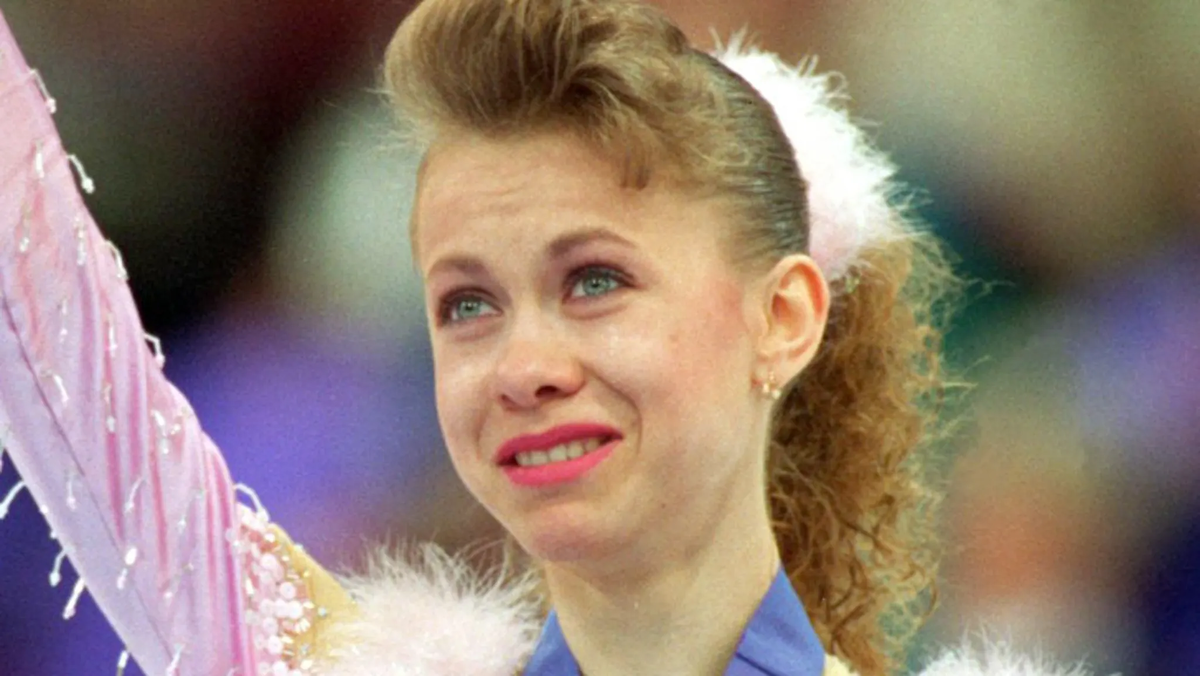 ... привезла золото с Чемпионаты Европы в 1993 году, а самую главную медаль – первое олимпийское место в одиночном фигурном катании «забрала» в Лиллехаммере уже в 1994 году