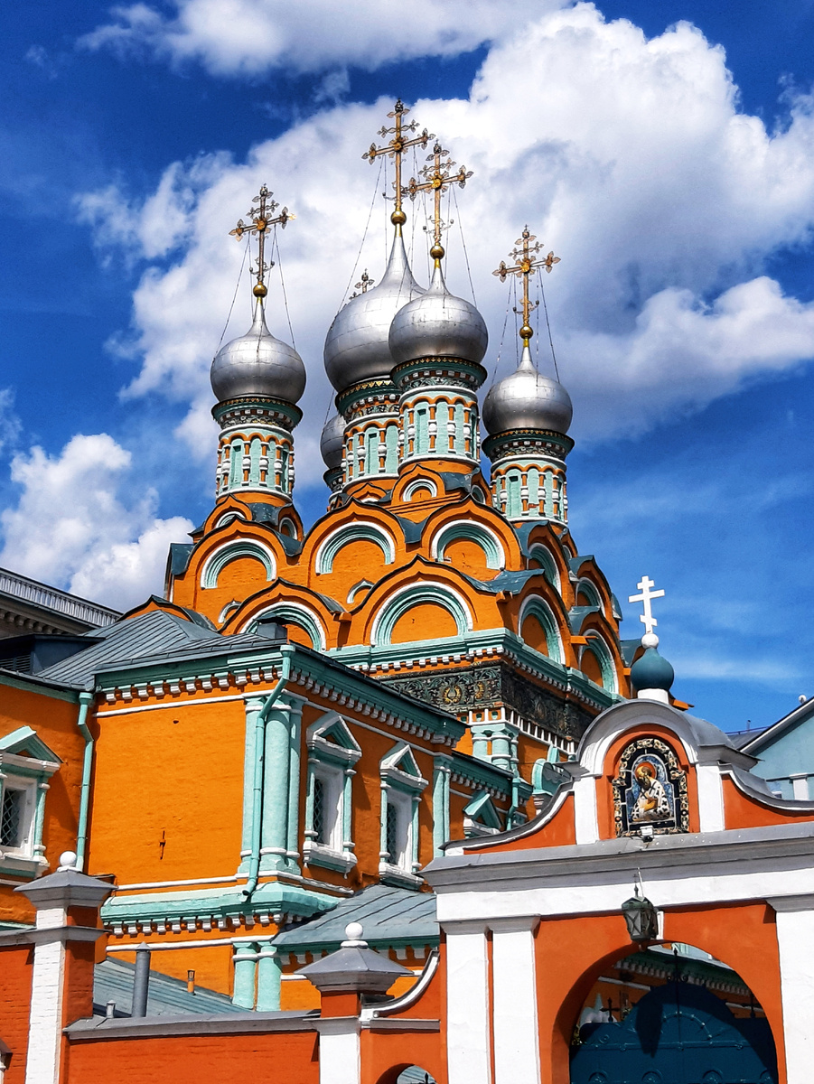 Церковь святителя Григория Неокесарийского. Москва, ул. Большая Полянка, 29А, 