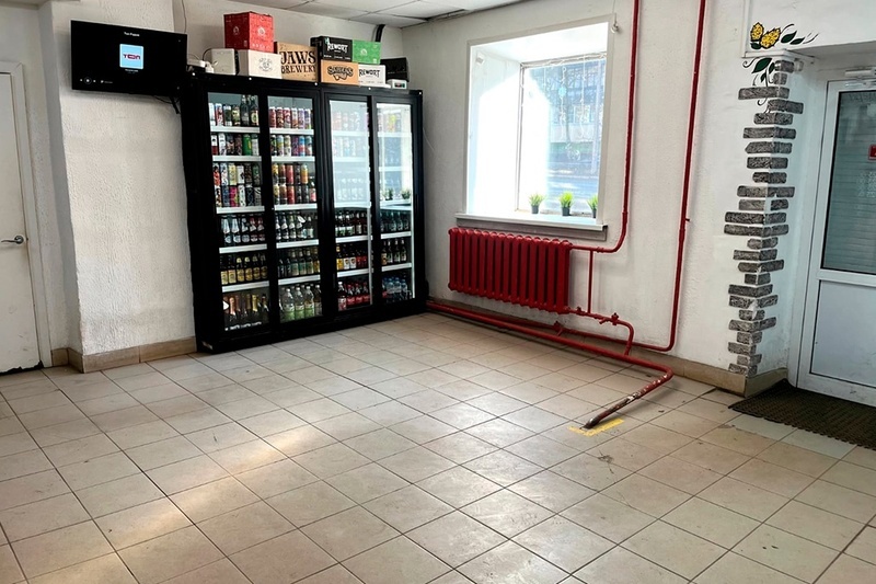    Питейное заведение на Беляева, 39 по жалобам жителей проверили народные контролеры