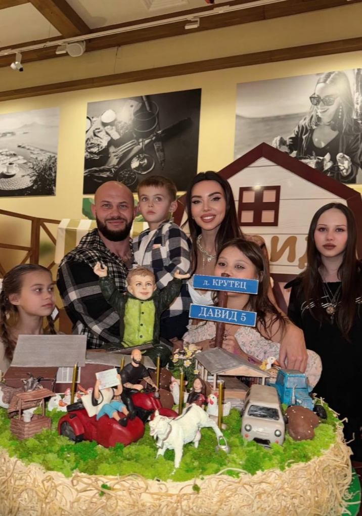 Семья Джигана и Оксаны Самойловой