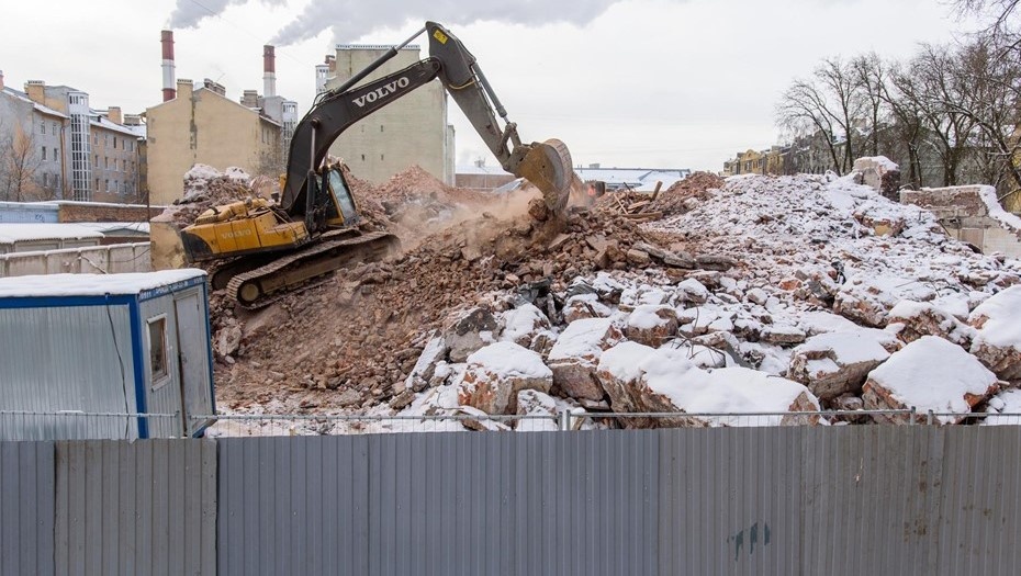    Снос домов в Петербурге. Демонтаж на Гаванской улице. Автор фото: Ермохин Сергей