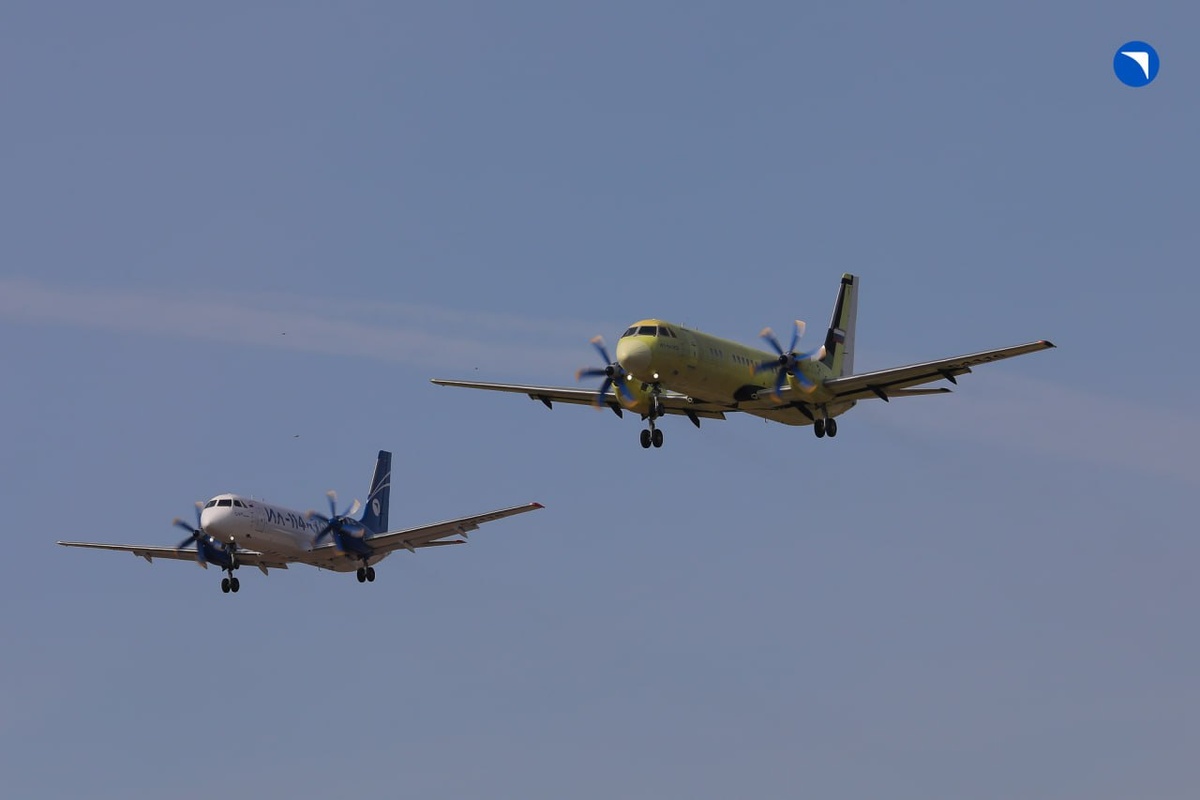   Ил-114-300