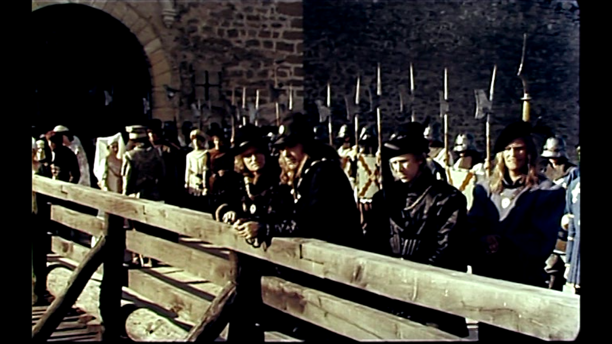 Кадр из фильма Приключения Квентина Дорварда, стрелка королевской гвардии (1988)