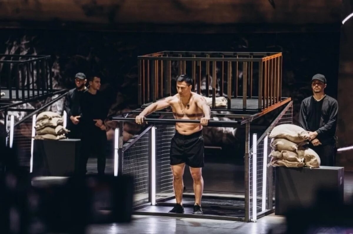    Анна Кикина и Роман Власов едва справились с испытанием в шоу “Титаны”