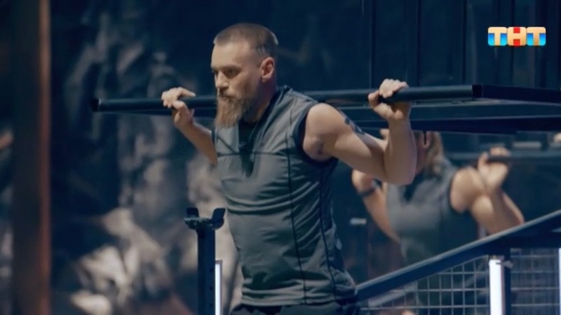    Ставропольский олимпийский призёр по прыжкам в воду покинул шоу «Титаны» Фото: пресс-служба ТНТ