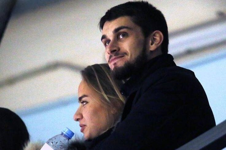     Сын Романа Абрамовича от стюардессы развелся с моделью после рождения ребенка