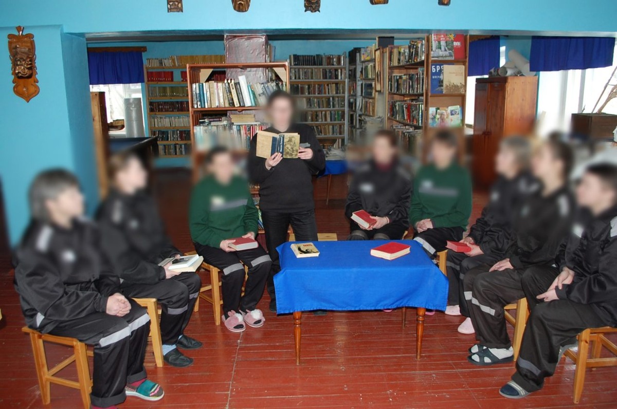    Осуждённые карельской колонии почтили память Максима Горького на литературном вечере. Фото: УФСИН по Карелии