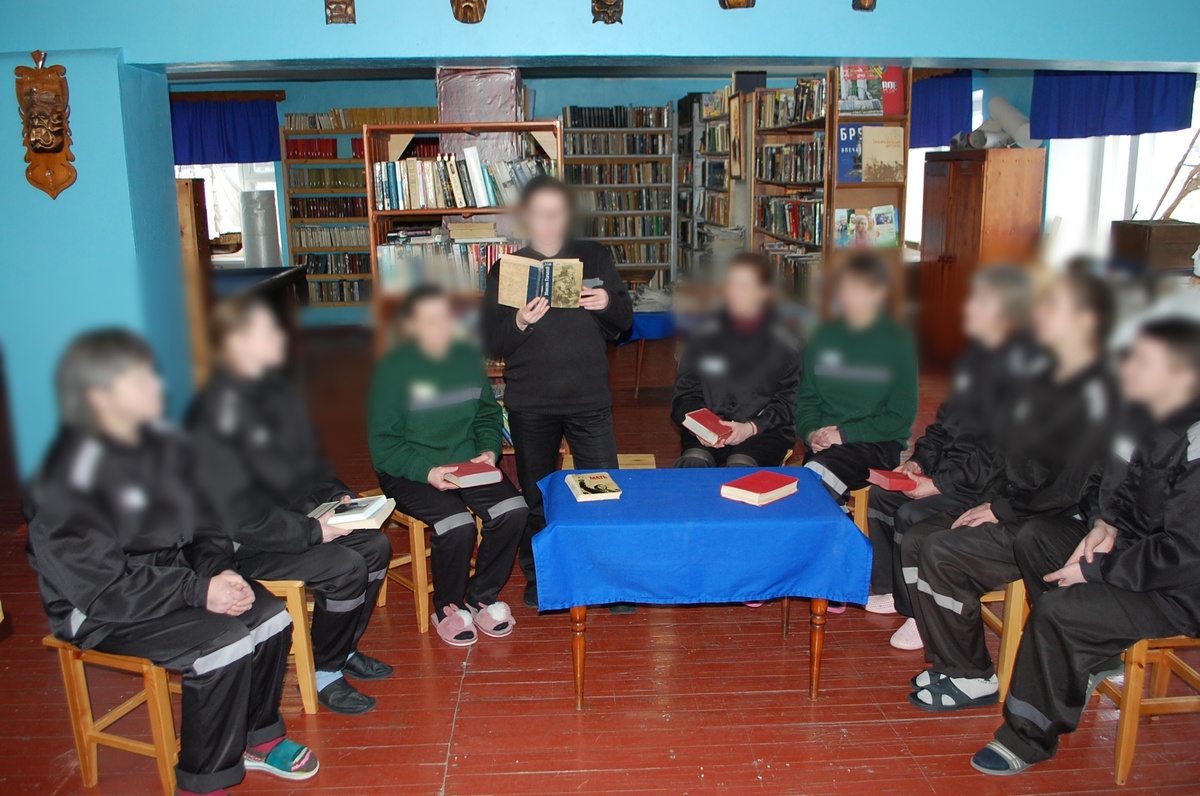    Осужденные карельской колонии почтили память Максима Горького на литературном вечере. Фото: УФСИН по Карелии