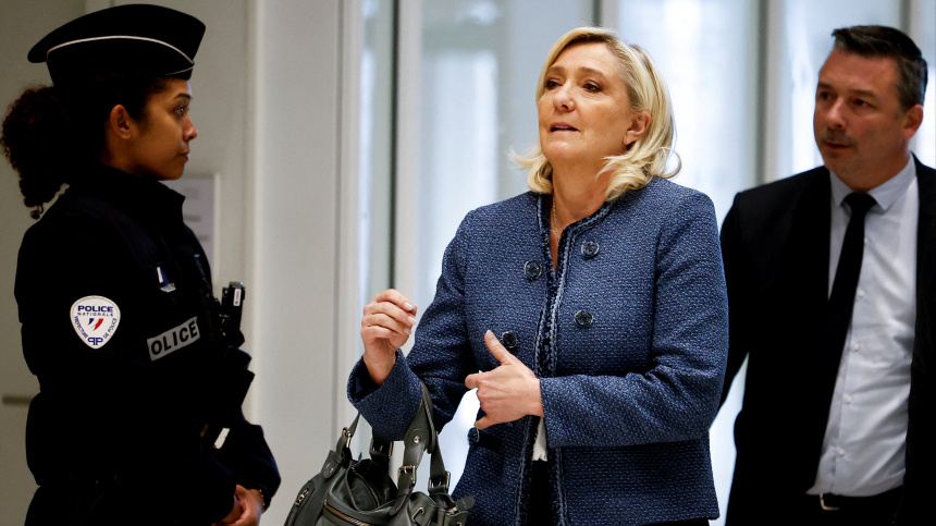    Фото: Reuters/Abdul Saboor