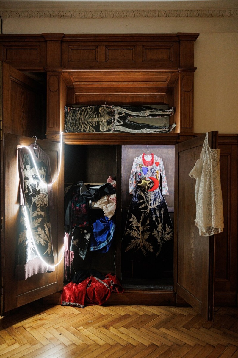    Фото: Изображение предоставлено Собака.ru пресс-службой MYTH Gallery