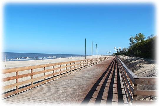    Пьяные депутаты из Янтарного избили женщину