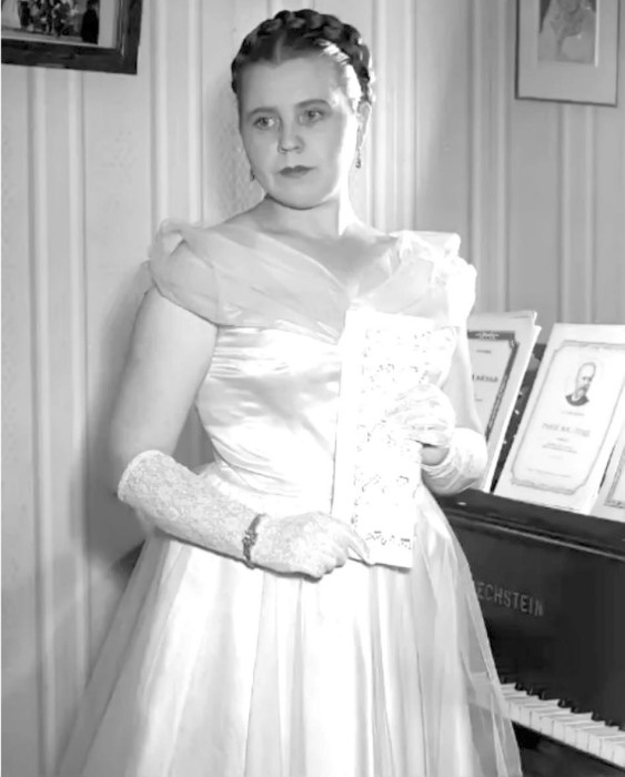 Вера не мечтала о громкой карьере. / Фото: www.100philharmonia.spb.ru