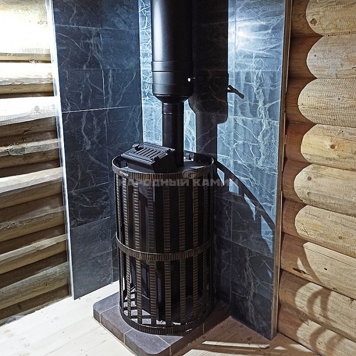 Высокий и статный Везувий Ураган