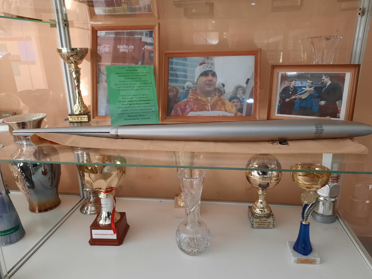 В школе гордятся своим учеником и радуются его успехам. Фото предоставлено Людмилой Новицкой