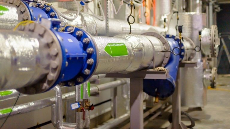    В Оренбурге температурные испытания теплосетей перенесли на 8 и 9 апреля Оренбуржье