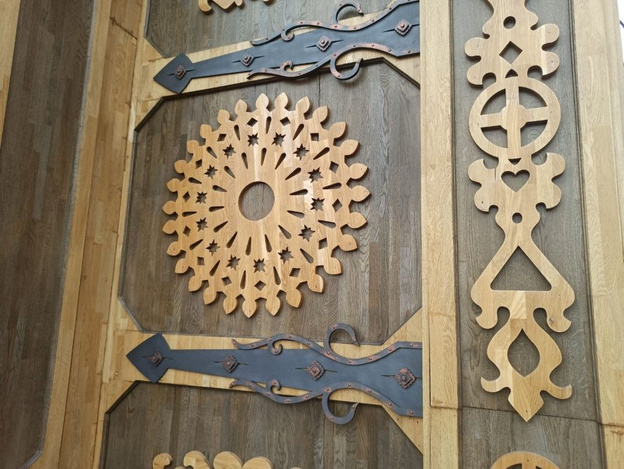    Ворота Русского севера обещают отремонтировать в течение апреля